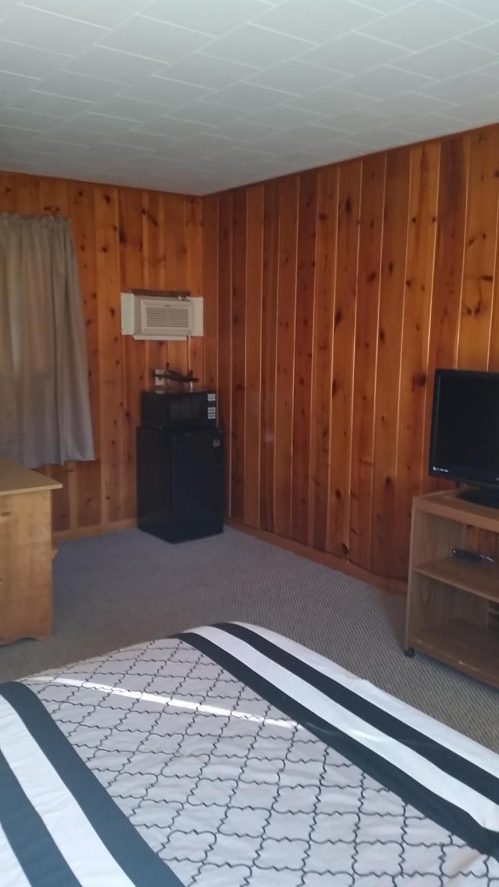 Mystic Valley Inn Custer Room photo
